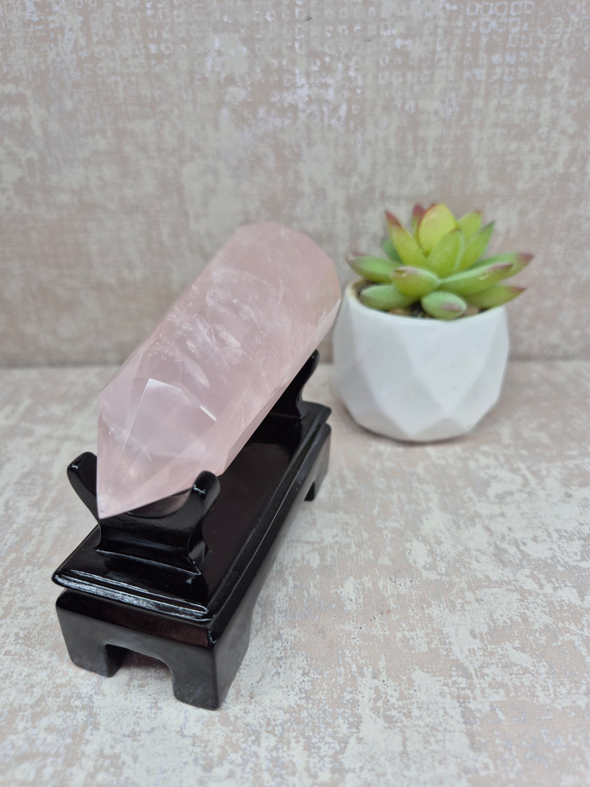 Rose Quartz Vogel