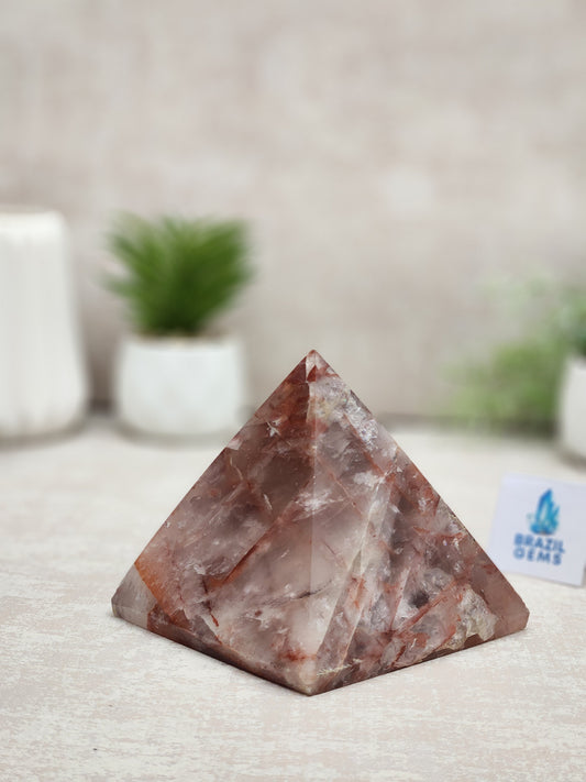 Red Hematoid Pyramid