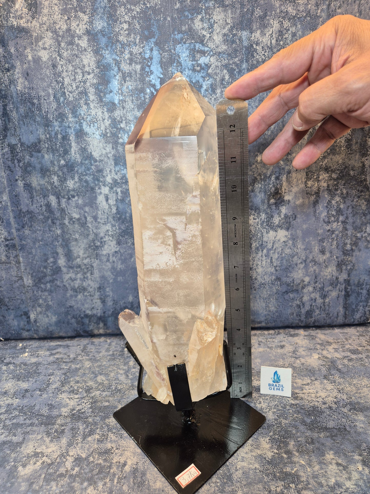 Lithium Quartz on stand