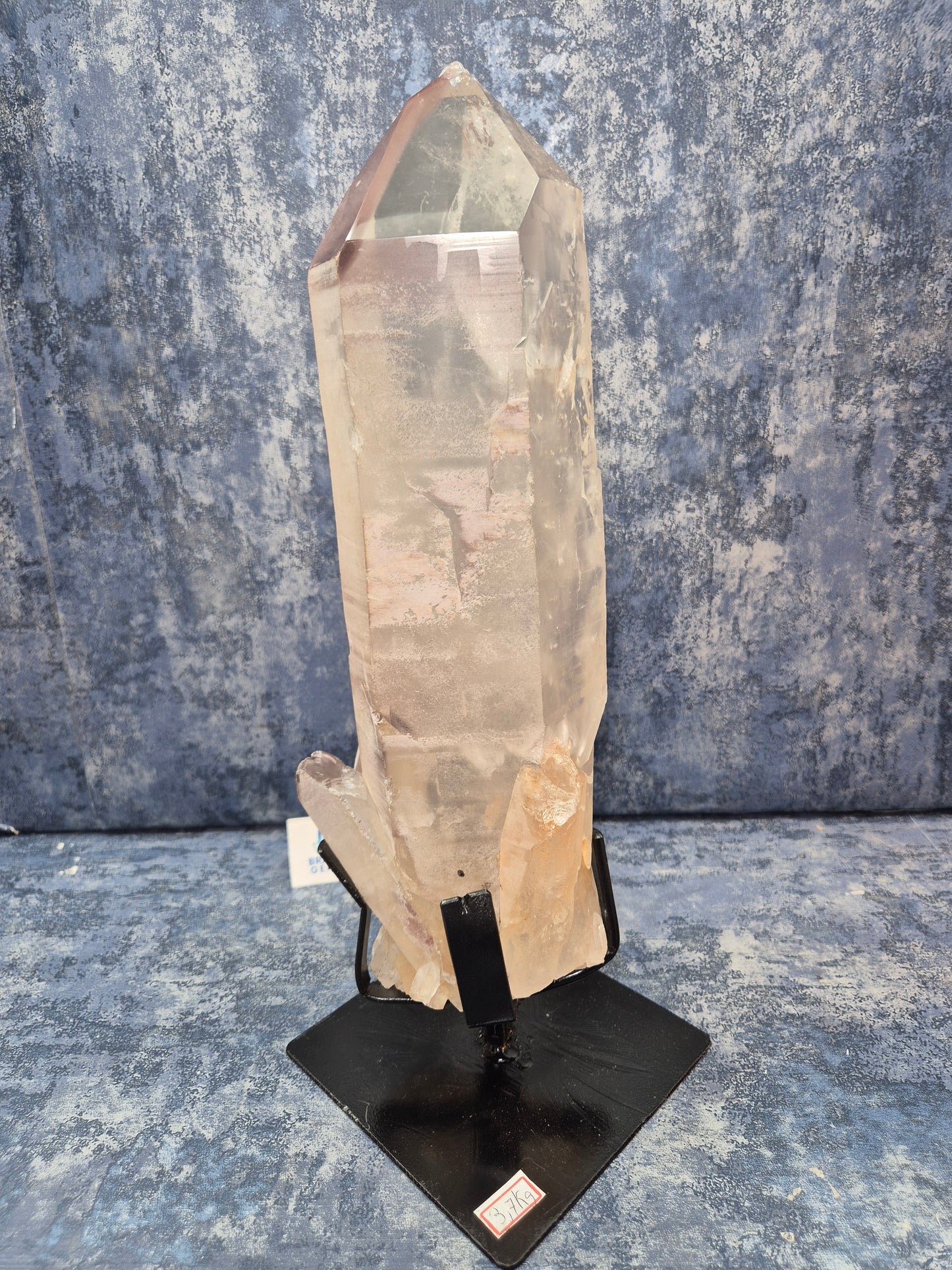 Lithium Quartz on stand