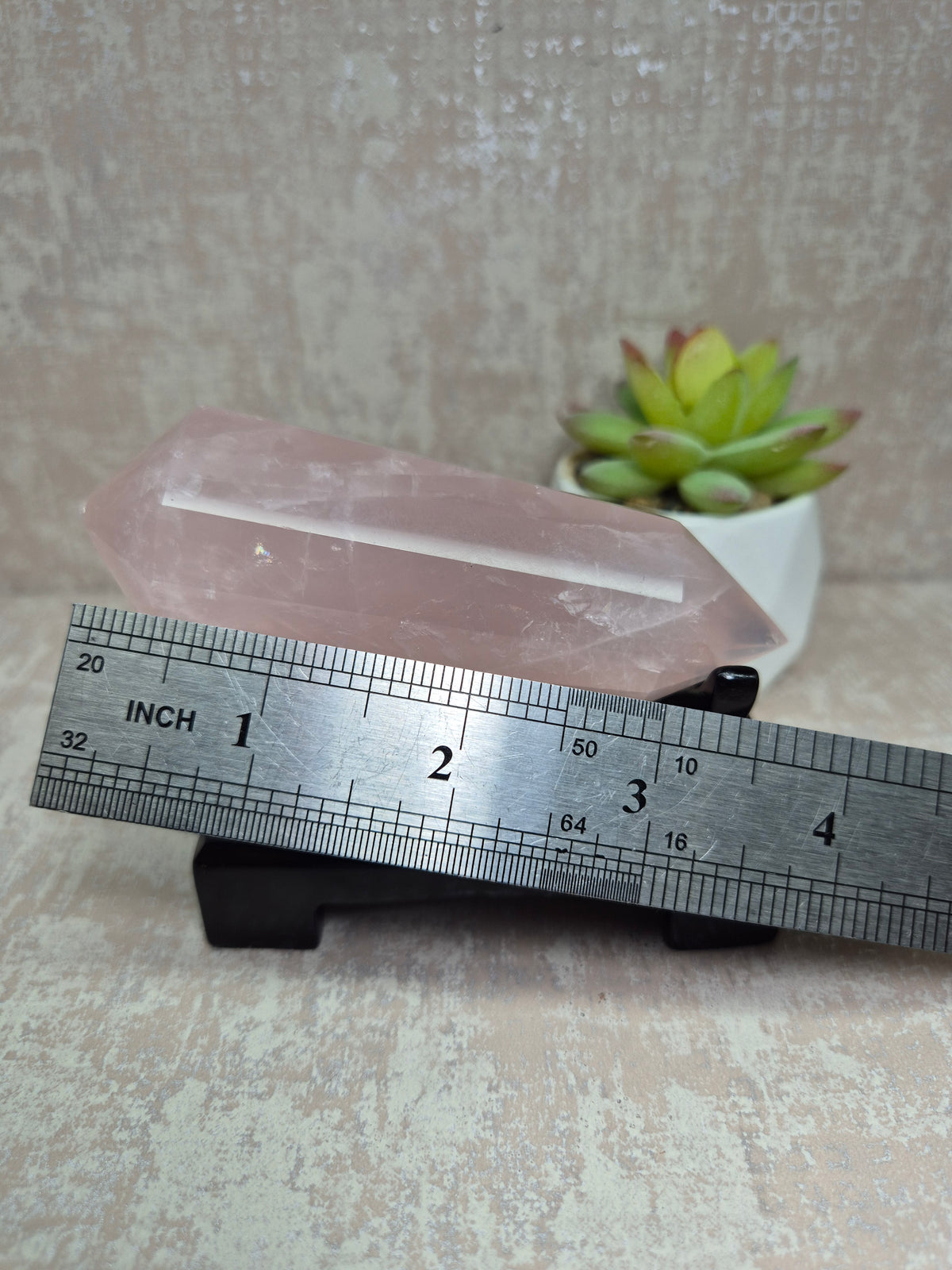 Rose Quartz Vogel